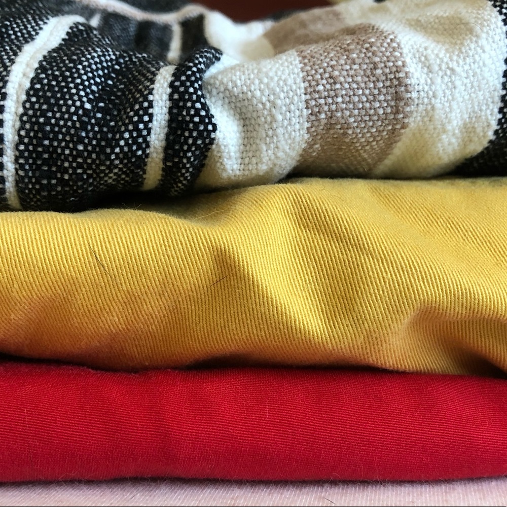 Bundle of 3 shorts